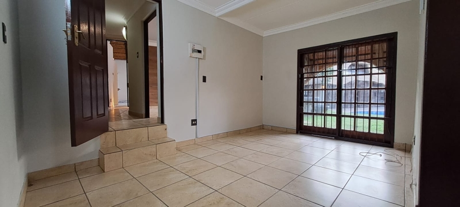 To Let 3 Bedroom Property for Rent in Bodorp North West